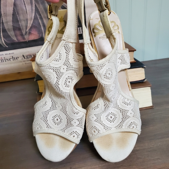 Fergalicious KRAZY Slingback Wedge Sandals Sheer Lace Mesh womens sz 8 - Picture 3 of 8